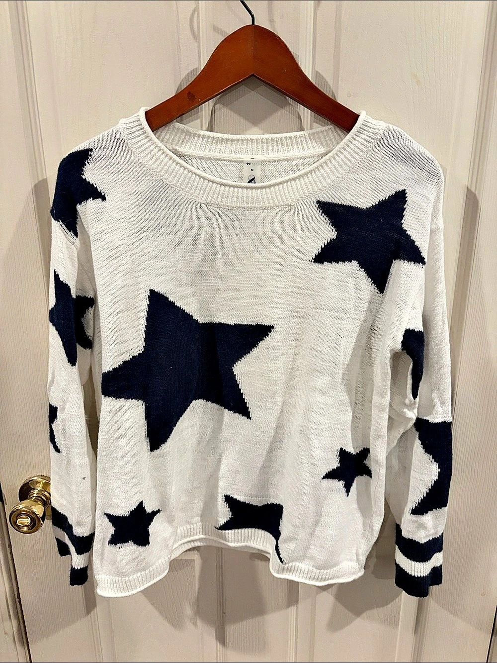 Lou & Grey Star Knit Sweater in White & Blue Size Medium